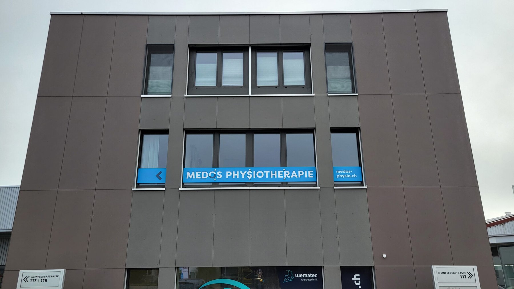 Team bei der Arbeit — natürliches Licht